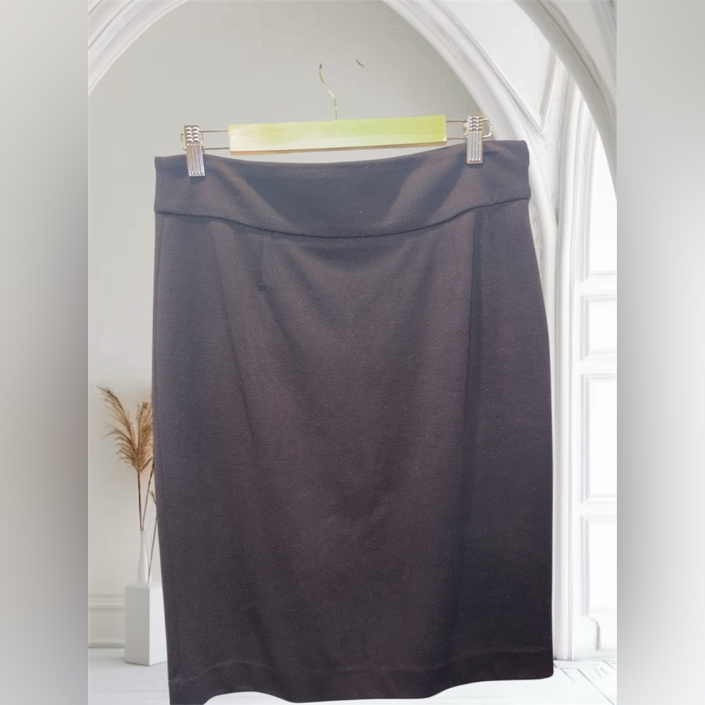 GRACE ELEMENTS Black Skirt with Back Zipper & Button EUC